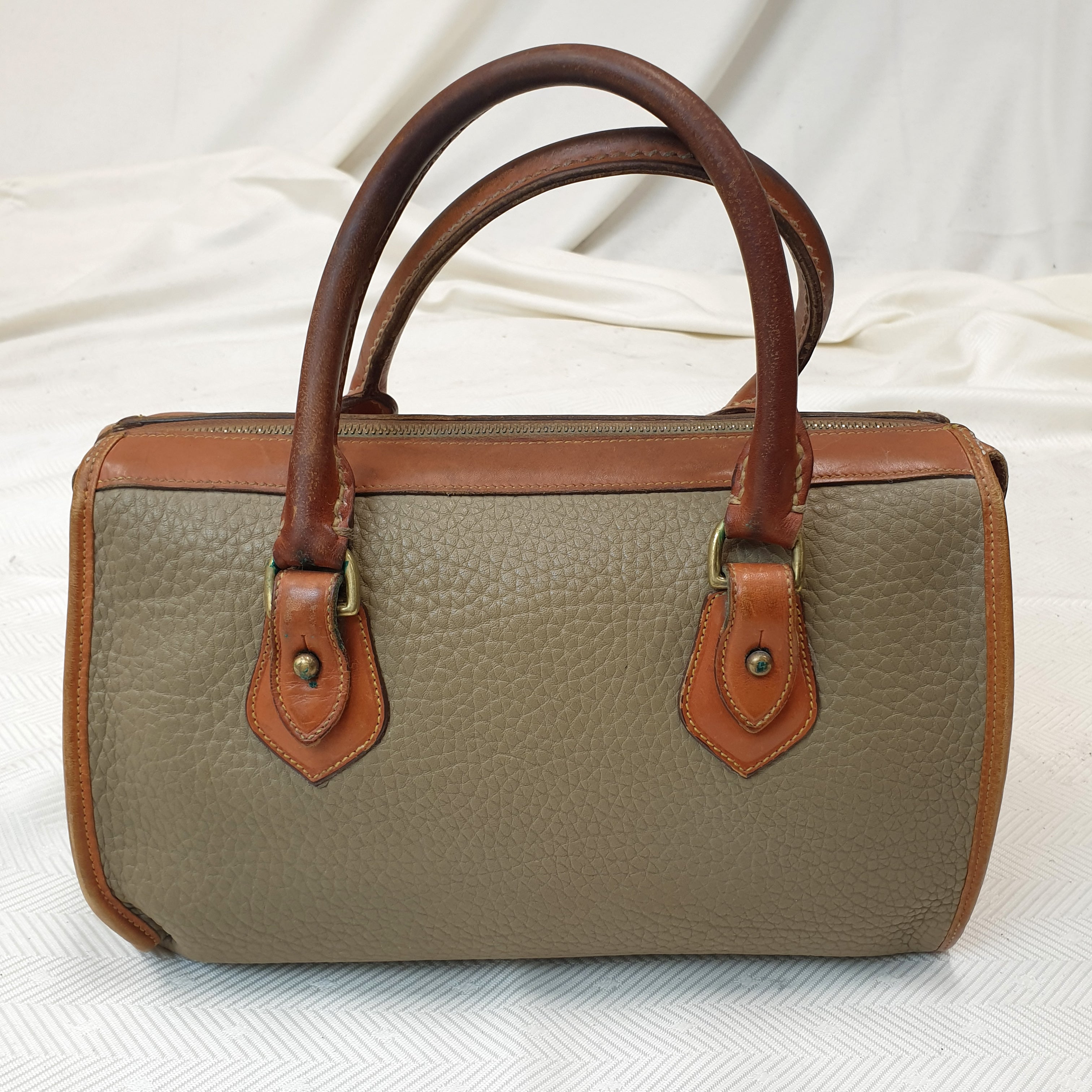 Dooney & Bourke Olivegreen Leather Handbag