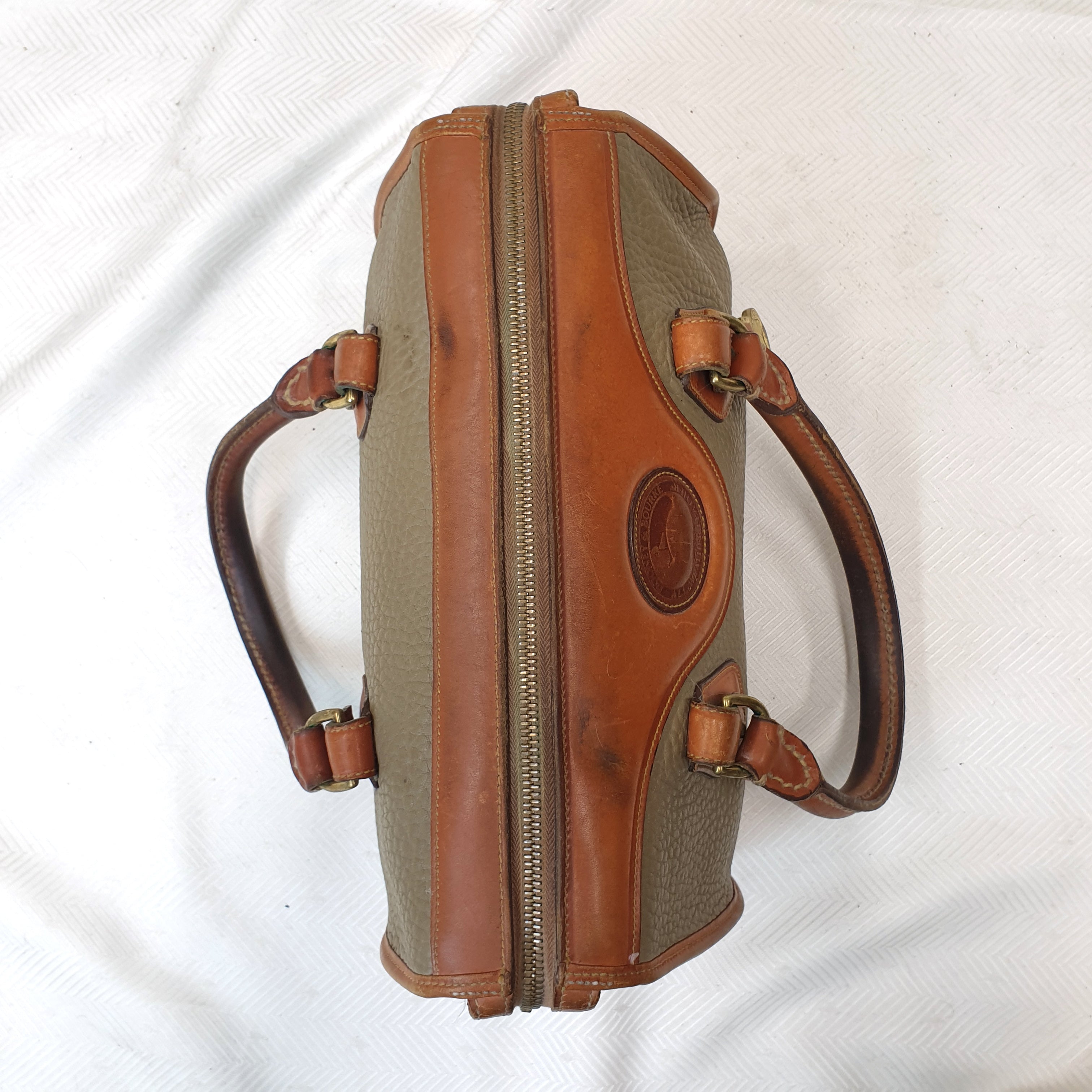 Dooney & Bourke Olivegreen Leather Handbag